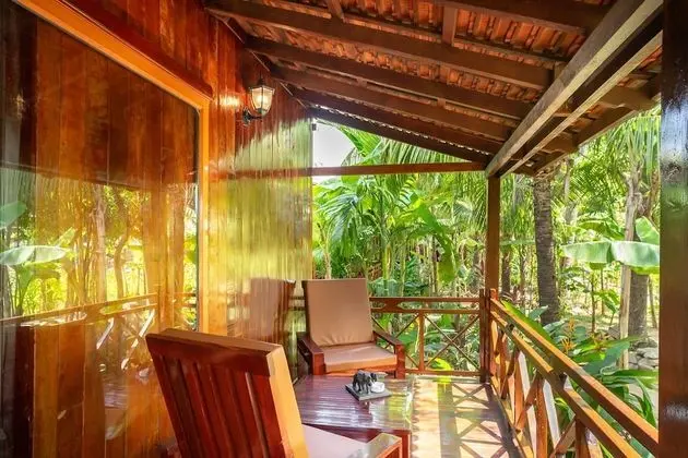 Floating Bungalow House with Terrace