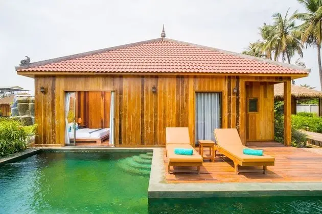 Floating Family Bungalow Private Pool