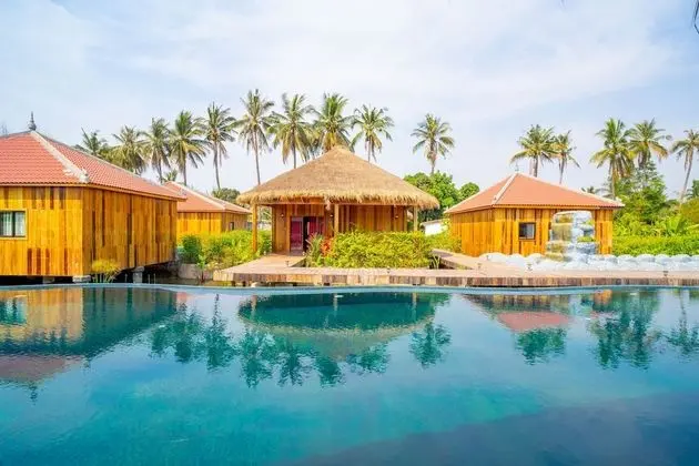 Floating Family Bungalow Private Pool