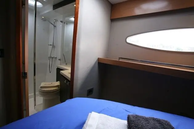 Deluxe Tek Büyük Yataklı Oda, 1 Çift Kişilik Yatak, Göl Manzaralı (Meillerie)