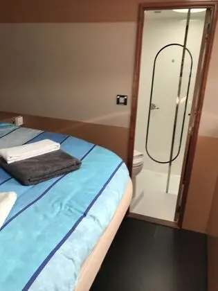 Deluxe Tek Büyük Yataklı Oda, 1 Çift Kişilik Yatak, Göl Manzaralı (Meillerie)