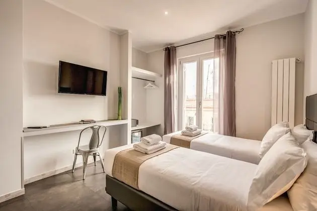 Standard Tek Büyük veya İki Ayrı Yataklı Oda