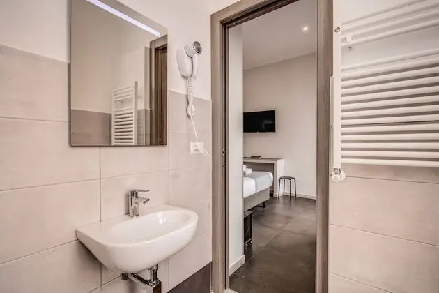 Üç Kişilik Oda, Balkon