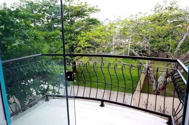 Tek Büyük Yataklı Oda, Balkon