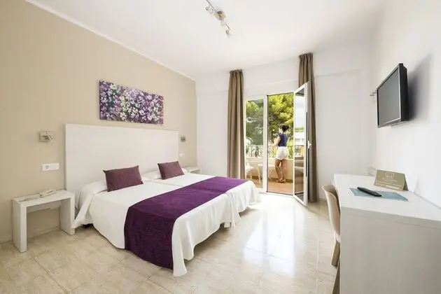 Tek Büyük Yataklı Oda, Balkon