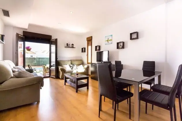 Ev, 3 Yatak Odası, Kişiye Özel Havuzlu, Dağ Manzaralı