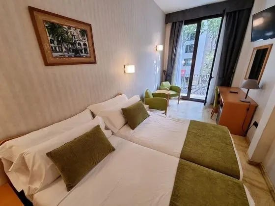 İki Ayrı Yataklı Oda, Balkon, Şehir Manzaralı (Rambla)