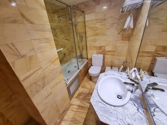 İki Ayrı Yataklı Oda, Balkon, Şehir Manzaralı (Rambla)