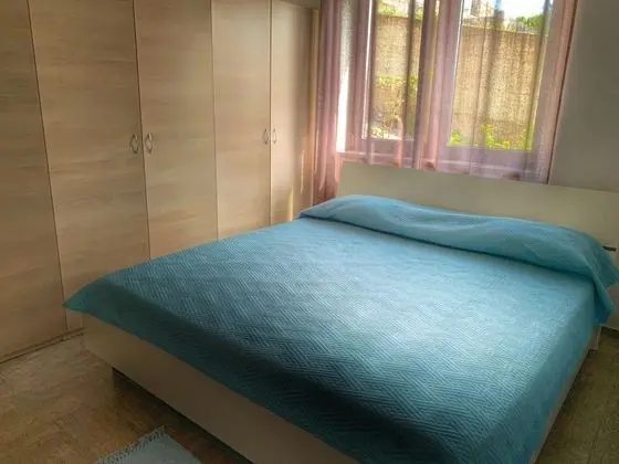 Apart Daire, 3 Yatak Odası, Havuz Manzaralı