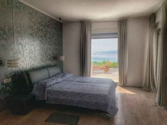 Apart Daire, 3 Yatak Odası, Havuz Manzaralı