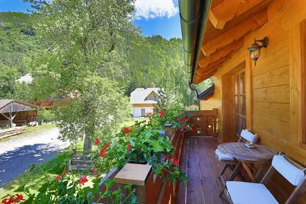 Family Apart Daire, 2 Yatak Odası, Balkon, Bahçe Manzaralı