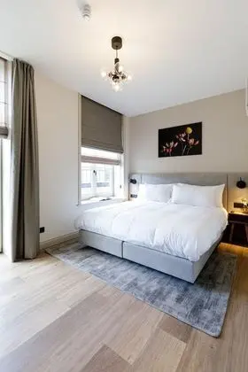 Comfort Tek Büyük Yataklı Oda