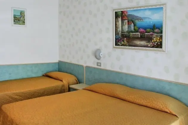 Tek Büyük veya İki Ayrı Yataklı Oda