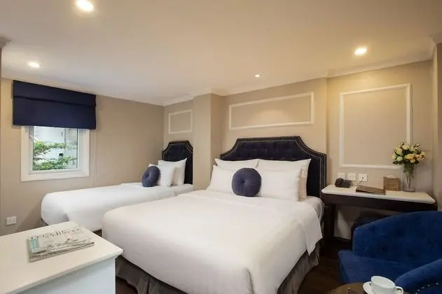 Deluxe Üç Kişilik Oda, Avlu Manzaralı