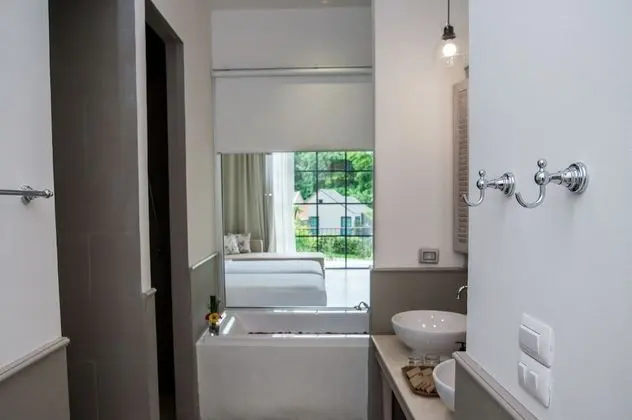 Deluxe Plantation Room