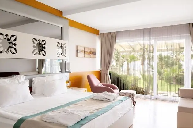 Deluxe Superior Deniz Manzaralı Oda