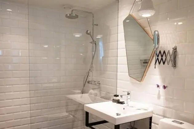 XL Twin - One room suite, 1-4 people