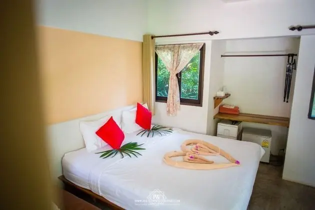 Garden view bungalow