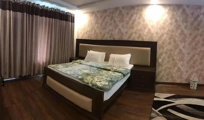 Executive Tek Büyük Yataklı Oda