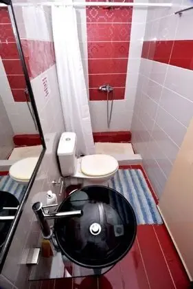 Ev