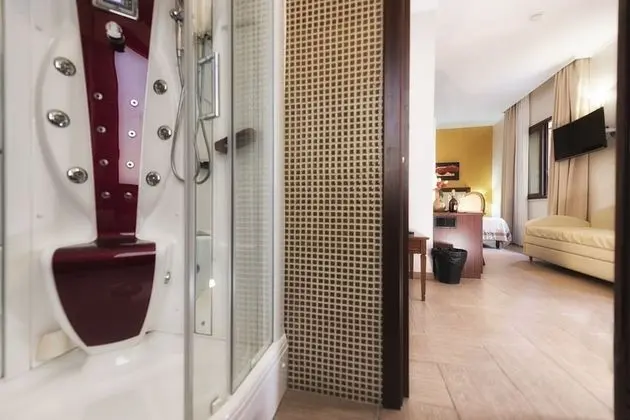 Junior Süit (con vasca idromassaggio)