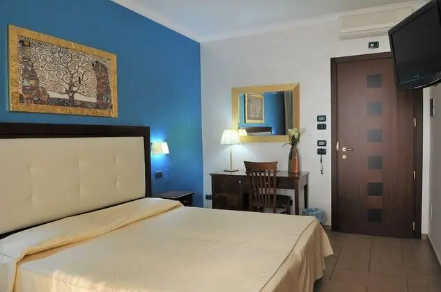 Superior Tek Büyük Yataklı Oda