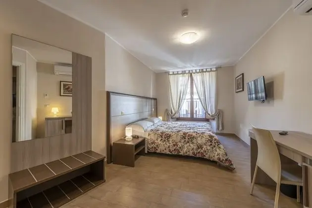 Superior Tek Büyük veya İki Ayrı Yataklı Oda