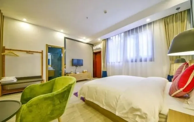Deluxe Tek Büyük Yataklı Oda