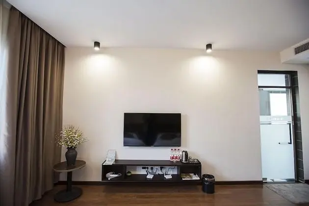 Büyük Yataklı Tek Kişilik Oda