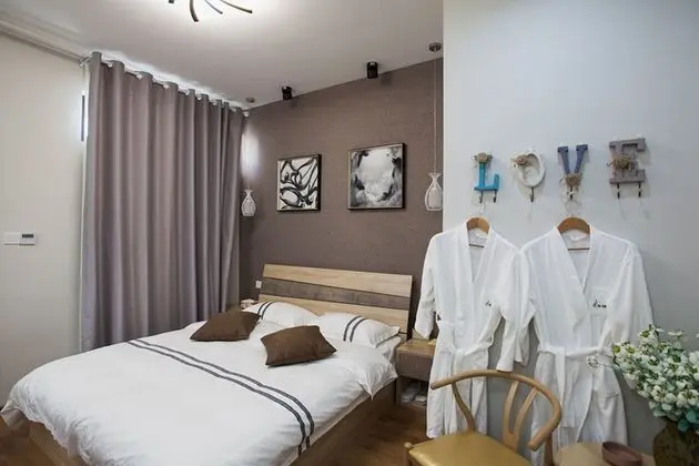 Luxury Tek Büyük Yataklı Oda