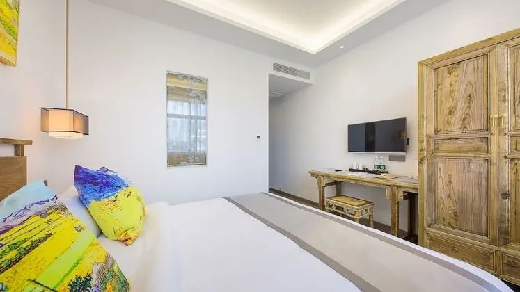 Exclusive Tek Büyük Yataklı Oda