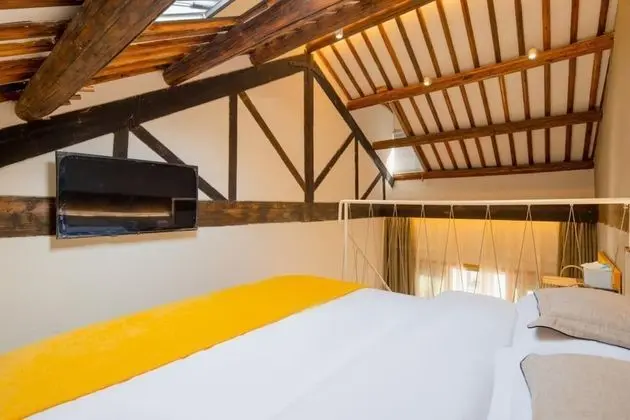 Çatı Katı (Loft)