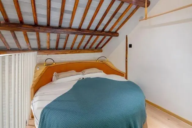 Grand Çatı Katı (Loft)