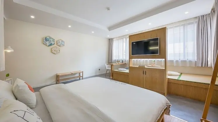 Comfort Tek Büyük Yataklı Oda
