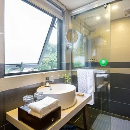 Classic Tek Büyük Yataklı Oda