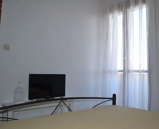 Üç Kişilik Oda