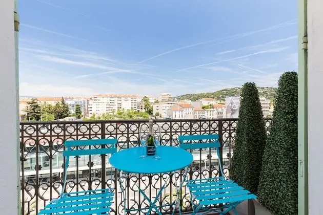 Standard Apart Daire, 2 Yatak Odası, Mutfak