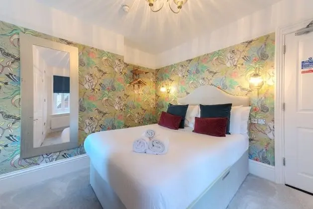 Standard Double Room with Shower