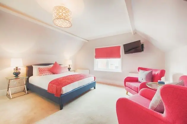 Superior King Room with Shower