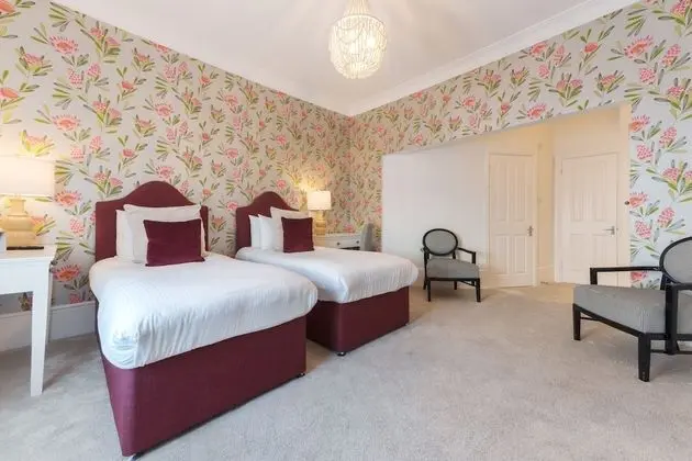 Executive Twin Room with Shower