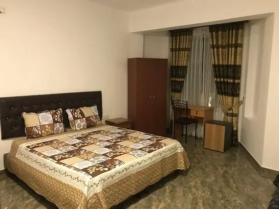 Deluxe Oda, 1 En Büyük (King) Boy Yatak, Sigara İçilmez