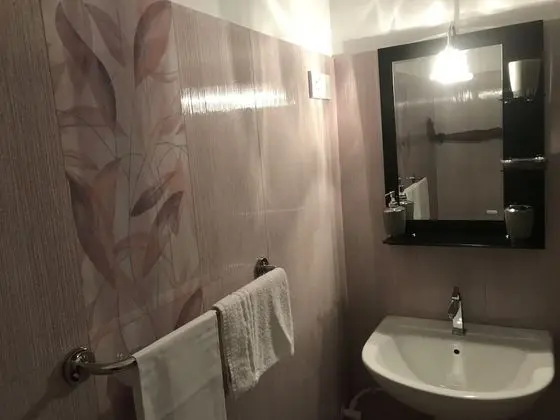 Deluxe Üç Kişilik Oda, Sigara İçilmez