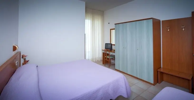 Standard Tek Büyük veya İki Ayrı Yataklı Oda, Deniz Manzaralı