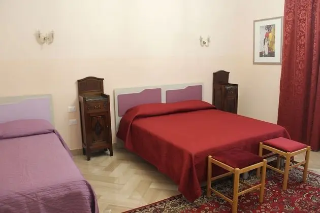 Üç Kişilik Oda, Özel Banyo (External)