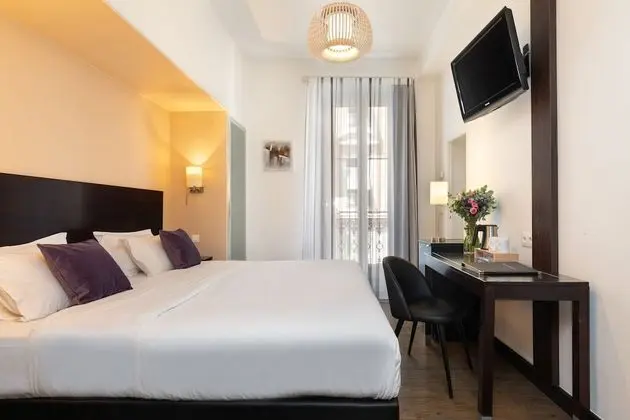 Deluxe Tek Büyük veya İki Ayrı Yataklı Oda