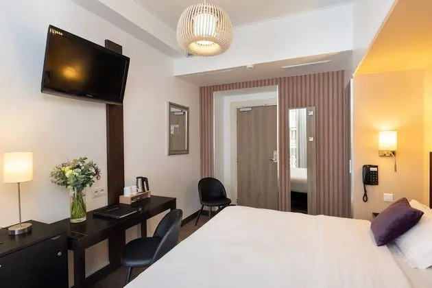 Deluxe Tek Büyük veya İki Ayrı Yataklı Oda