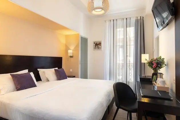 Deluxe Tek Büyük veya İki Ayrı Yataklı Oda