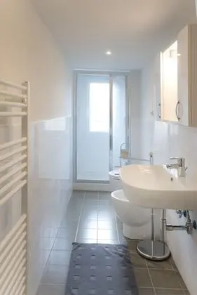 Basic Tek Büyük veya İki Ayrı Yataklı Oda (External)