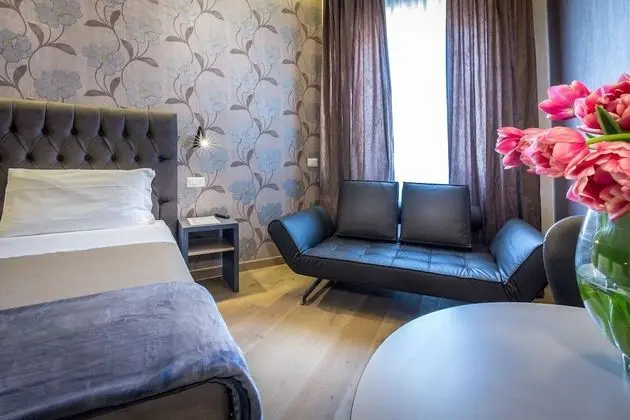 Comfort Tek Büyük Yataklı Oda