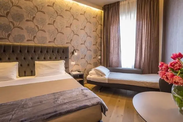 Comfort Tek Büyük Yataklı Oda